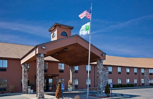 Fremont Hotel | Holiday Inn Express Fremont, an Ihg Hotel