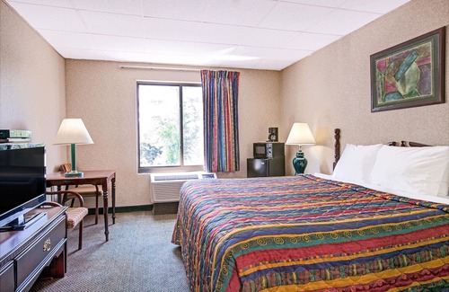 Parsippany Hotel | Days Inn by Wyndham Parsippany