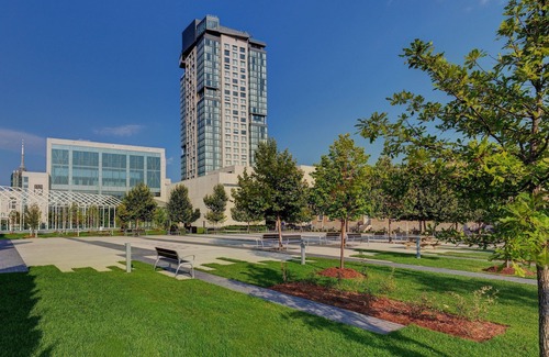 Niagara Hotel | Hotel X Toronto by Library Hotel Collection