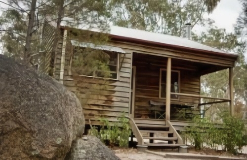 Ballandean Hotel | Cypress Ridge Cottages Ballandean