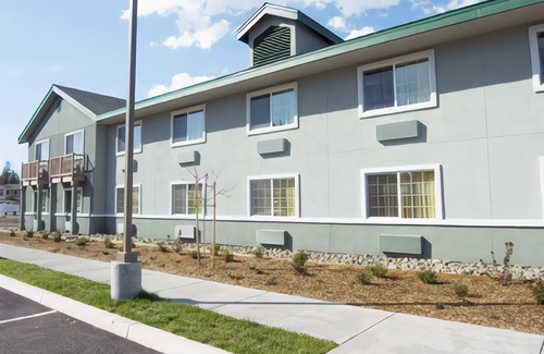 Chester Hotel | Best Western Rose Quartz Inn