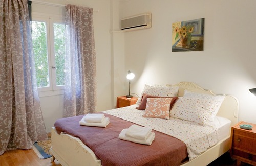 Kallithea Hotel | A Comfortable Apartment in Kallithea