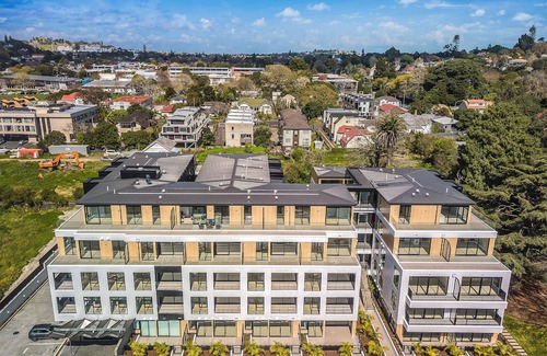 Epsom Hotel | The Edgerley Suites