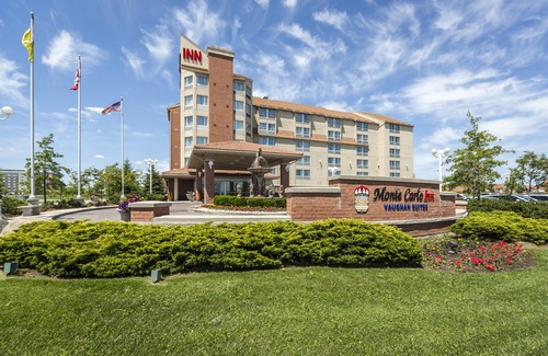 Vaughan Hotel | Monte Carlo Inn Vaughan Suites