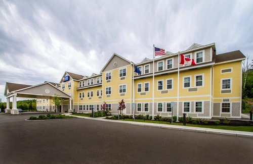Wilton Hotel | Comfort Inn & Suites Wilton