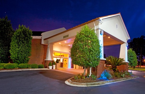 Port Wentworth Hotel | Wingate by Wyndham Port Wentworth Savannah Area