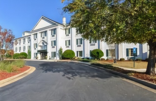 Oak Ridge Hotel | Quality Inn Oak Ridge