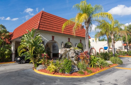 Florida Central Atlantic Coast Hotel | Maingate Lakeside Resort
