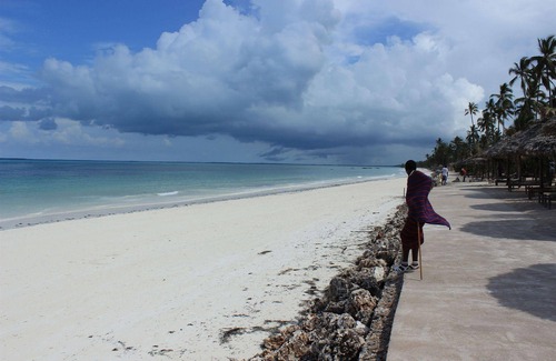 Uroa Hotel | Uroa Bay Beach Resort