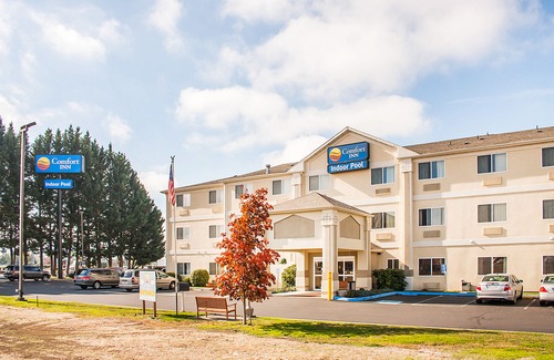 Medford Hotel | Comfort Inn Medford North