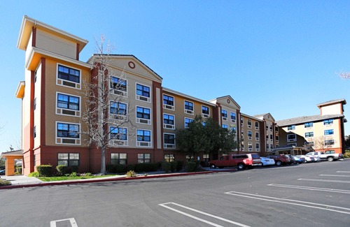 Burbank Hotel | Extended Stay America Suites - Los Angeles - Burbank Airport