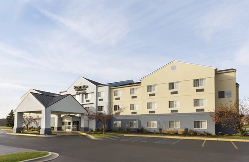 Saginaw Hotel | Fairfield Inn & Suites Saginaw
