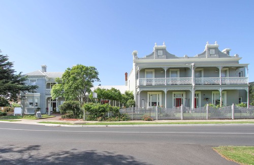 Bairnsdale Hotel | The Riversleigh