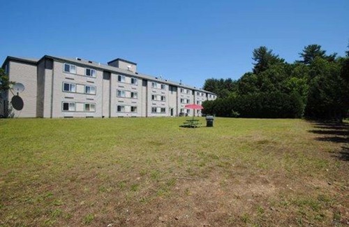 Willington Hotel | Rodeway Inn Willington North