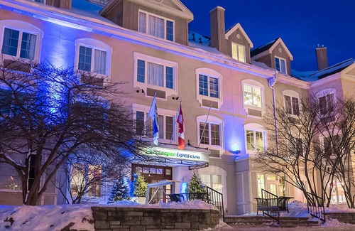 Mont-Tremblant Pedestrian Village Hotel | Holiday Inn Express & Suites Tremblant, an Ihg Hotel