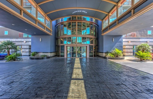 Las Vegas Hotel | Embassy Suites by Hilton Convention Center Las Vegas