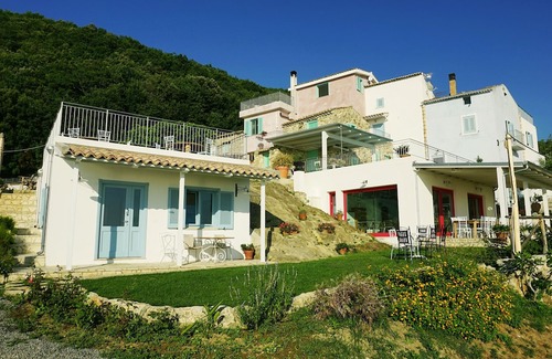 San Lucido Hotel | Borgo Rosso di Sera Resort Country Chic