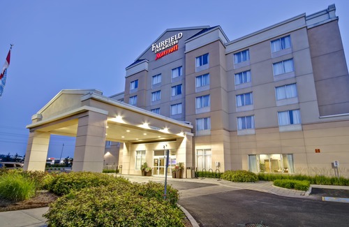 Guelph Hotel | Fairfield Inn & Suites by Marriott Guelph