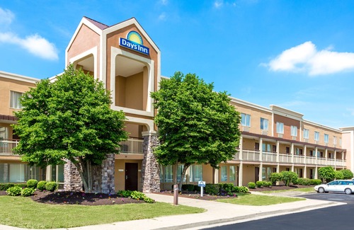 Florence Hotel | Days Inn by Wyndham Florence Cincinnati Area