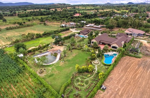 Khlong Muang Hotel | Chateau de Prim Khao Yai