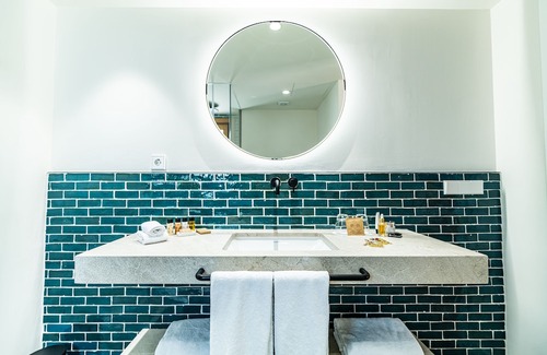 Cort Hotel | Samaritana Suites