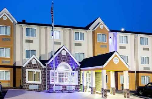 South Charleston Hotel | Microtel Inn & Suites by Wyndham Charleston WV