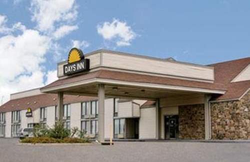Alma Hotel | Days Inn by Wyndham Alma