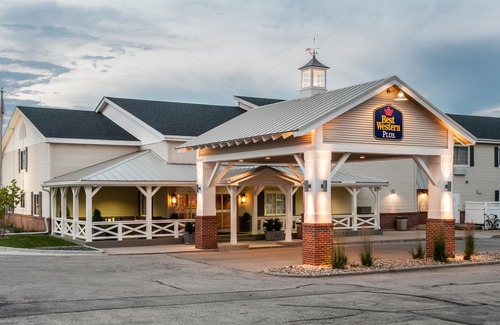 Ames Hotel | Best Western Plus University Park Inn & Suites