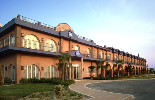 Cabra Hotel | MS Fuente Las Piedras