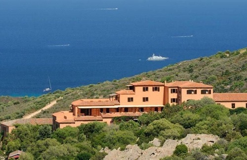 San Pantaleo Hotel | Hotel Rocce Sarde