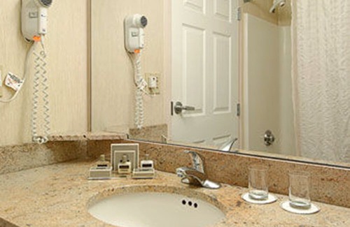 Winchester Hotel | Wingate by Wyndham Winchester