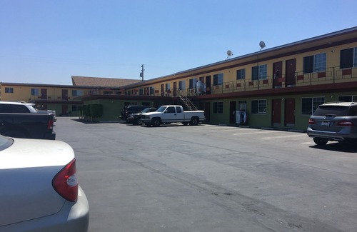 Orange Hotel | Orange Villa Park Motel