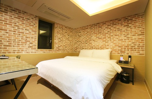Paldal-gu Hotel | Suwon Station Myeongjak Hotel