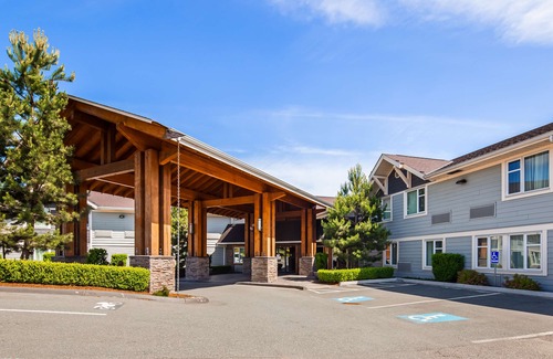 Aldergrove Hotel | Best Western Plus Country Meadows Inn