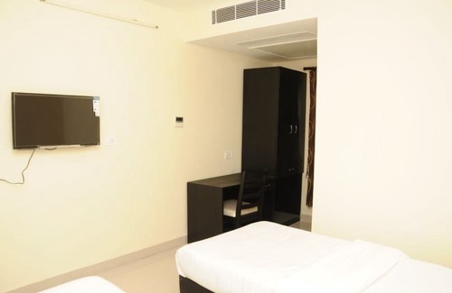 Koyambedu Hotel | Balaji Residency