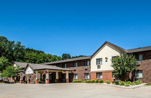 Decorah Hotel | Quality Inn & Suites Decorah