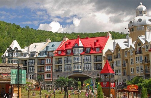 Mont-Tremblant Pedestrian Village Hotel | Sommet des Neiges