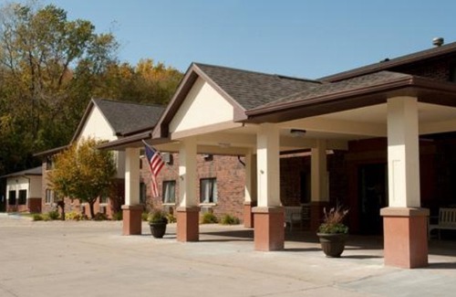 Decorah Hotel | Quality Inn & Suites Decorah