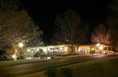 Merrijig Hotel | The Sebel Pinnacle Valley
