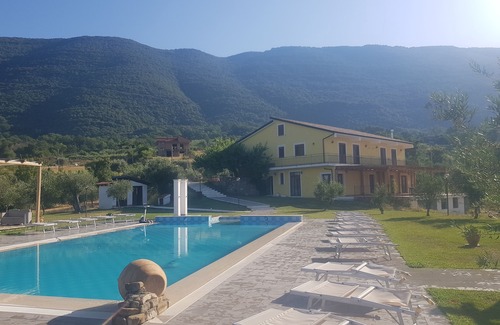 Trentinara Hotel | L' Aia Resort