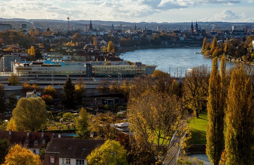 Breite Hotel | Dasbreitehotel am Rhein