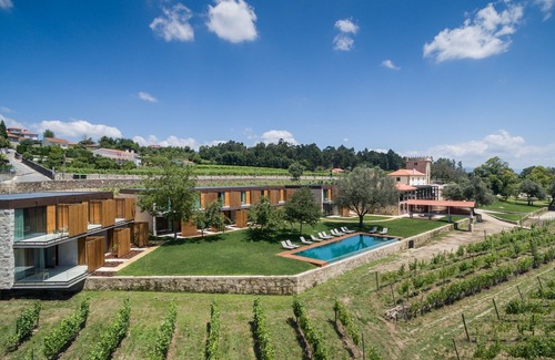 Cervaes Hotel | Hotel Torre de Gomariz Wine & Spa