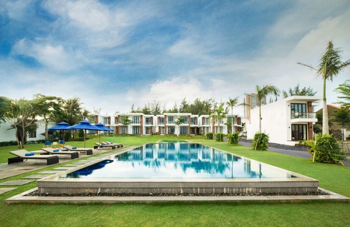 Long Hai Hotel | Saint Simeon Resort and Spa