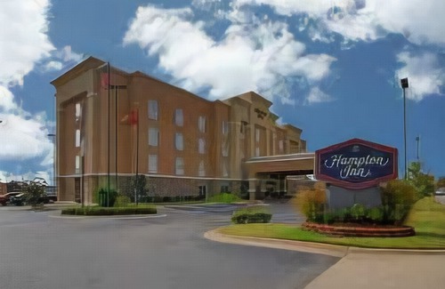 Bryant Hotel | Hampton Inn Bryant