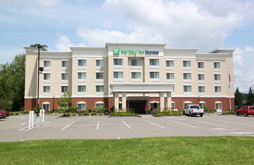 Cortland Hotel | Holiday Inn Express - Cortland, an Ihg Hotel