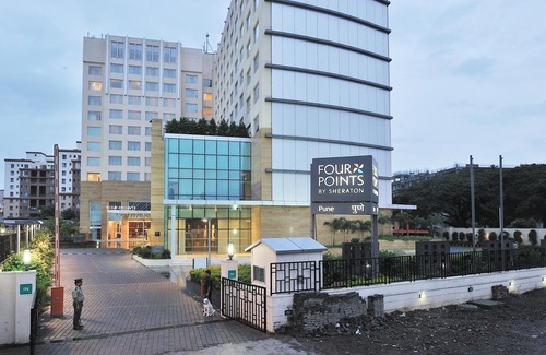 Clover Park Hotel | Four Points by Sheraton Hotel & Serviced Apartments, Pune