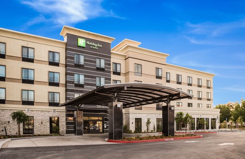 Milpitas Hotel | Holiday Inn Hotel & Suites Silicon Valley - Milpitas, an Ihg Hotel