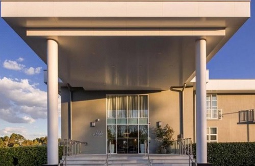 Narrabundah Hotel | Abode Narrabundah