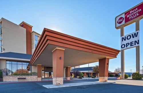 Sparks Hotel | Best Western Plus Sparks-Reno Hotel