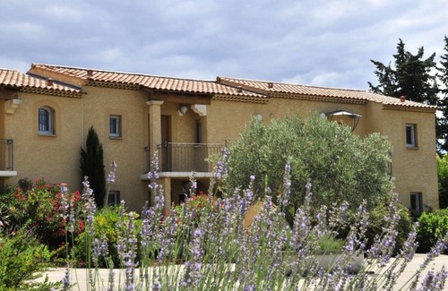 Vedene Hotel | Residhotel Golf Grand Avignon